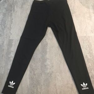 New Adidas leggings Size large